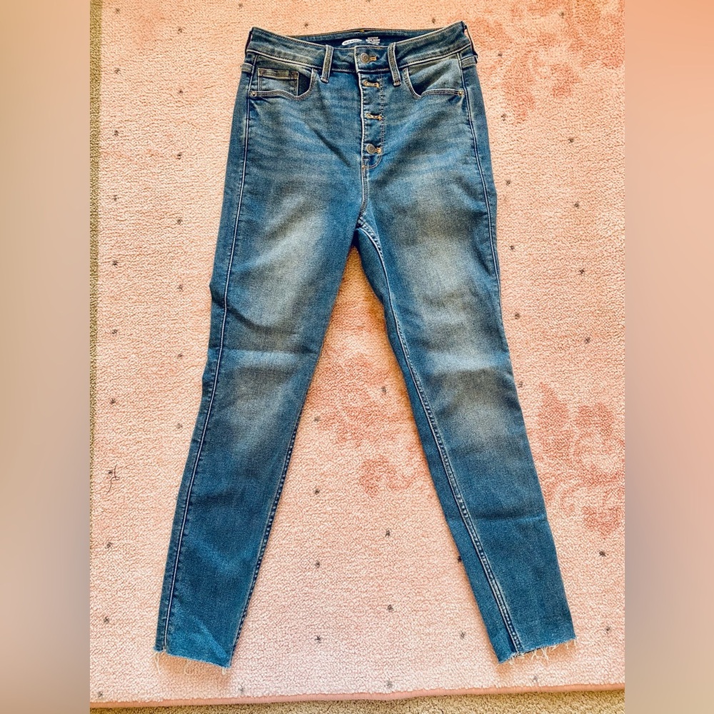 Old Navy Women’s Rockstar Super Skinny 360 Stretch Extra High Rise Jeans Size 8